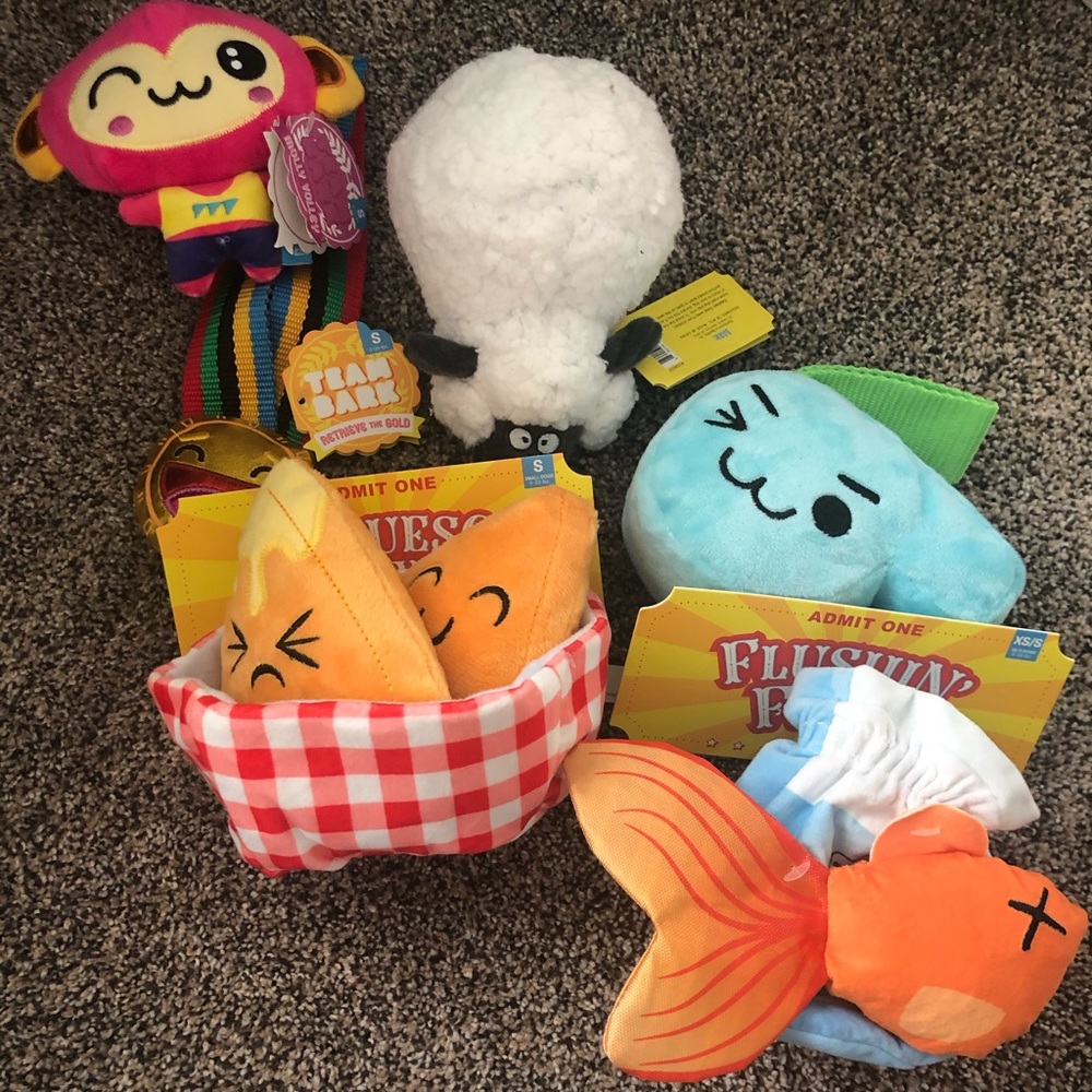 DOGGIE CHEW TOYS